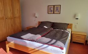 BMS BALANCE - Natur, Entspannung, King Size Bett, Free Parking, TOP Lage, Netflix
